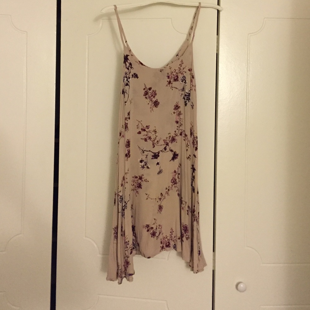Brandy Melville floral print dress